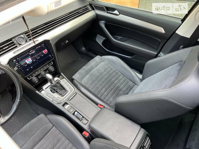 Серый Фольксваген Пассат, объемом двигателя 2 л и пробегом 215 тыс. км за 20000 $, фото 38 на Automoto.ua