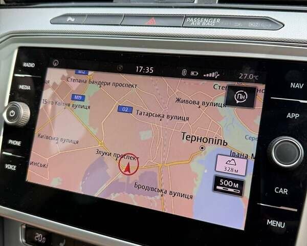 Фольксваген Пассат 2018 в Тернополе на Automoto.ua Серый Фольксваген Пассат, объемом двигателя 2 л и пробегом 195 тыс. км за 19900 $, фото 22 на Automoto.ua