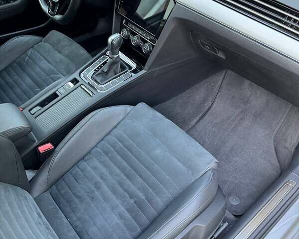 Серый Фольксваген Пассат, объемом двигателя 2 л и пробегом 222 тыс. км за 18999 $, фото 34 на Automoto.ua