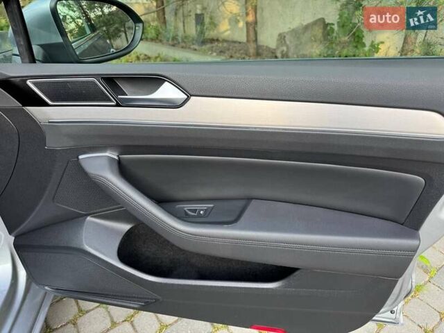 Серый Фольксваген Пассат, объемом двигателя 2 л и пробегом 222 тыс. км за 18999 $, фото 27 на Automoto.ua