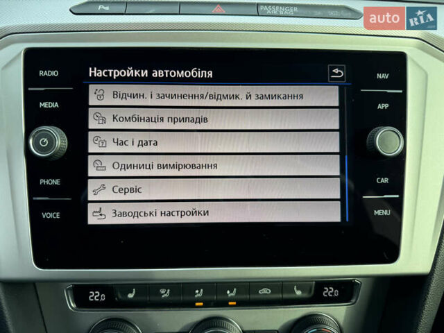 Серый Фольксваген Пассат, объемом двигателя 1.97 л и пробегом 207 тыс. км за 17300 $, фото 69 на Automoto.ua