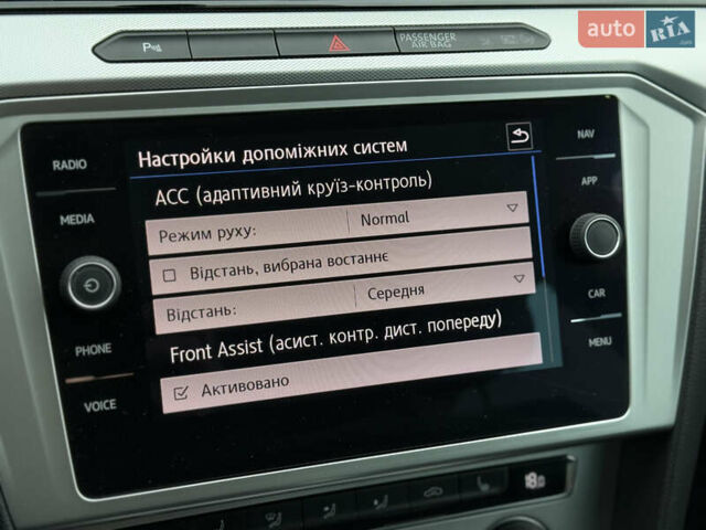 Сірий Фольксваген Пассат, об'ємом двигуна 1.97 л та пробігом 231 тис. км за 16950 $, фото 71 на Automoto.ua