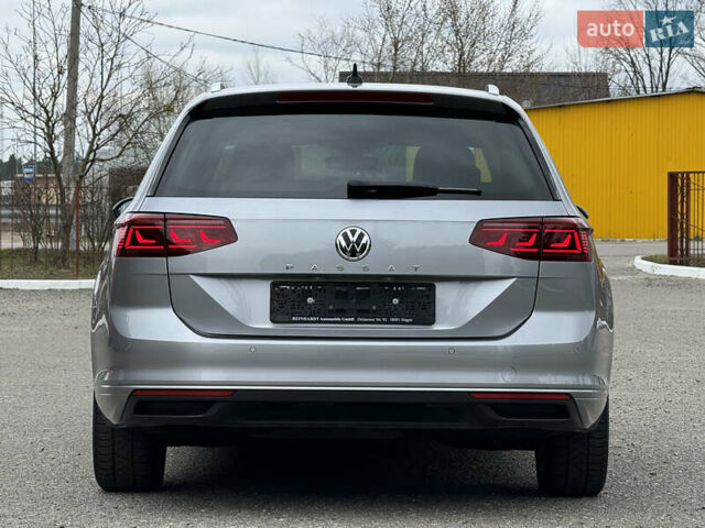 Серый Фольксваген Пассат, объемом двигателя 1.97 л и пробегом 227 тыс. км за 20499 $, фото 4 на Automoto.ua