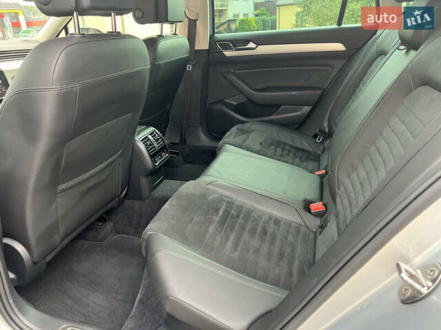 Сірий Фольксваген Пассат, об'ємом двигуна 1.97 л та пробігом 299 тис. км за 18450 $, фото 21 на Automoto.ua