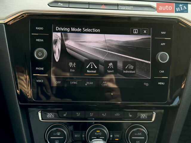 Фольксваген Пассат 2019 в Ужгороде на Automoto.ua Серый Фольксваген Пассат, объемом двигателя 1.97 л и пробегом 243 тыс. км за 18300 $, фото 29 на Automoto.ua