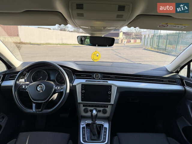 Сірий Фольксваген Пассат, об'ємом двигуна 2 л та пробігом 221 тис. км за 16500 $, фото 41 на Automoto.ua