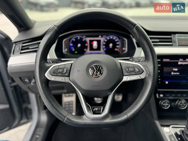 Сірий Фольксваген Пассат, об'ємом двигуна 2 л та пробігом 248 тис. км за 25800 $, фото 44 на Automoto.ua