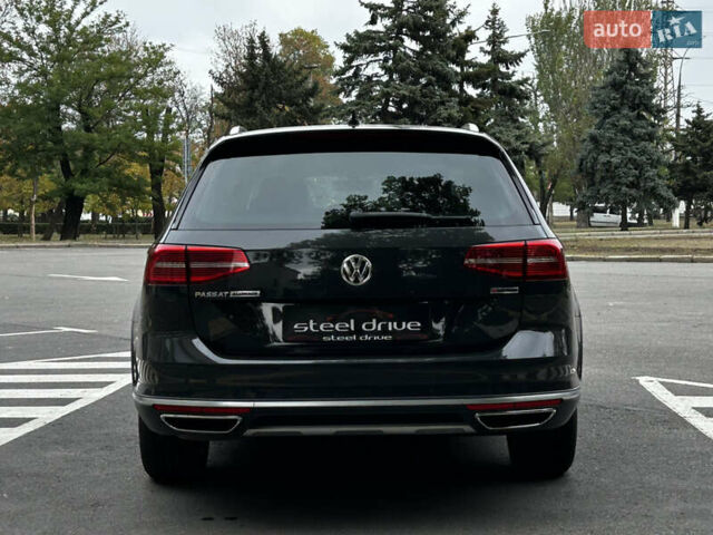 Серый Фольксваген Пассат, объемом двигателя 1.97 л и пробегом 259 тыс. км за 23999 $, фото 4 на Automoto.ua