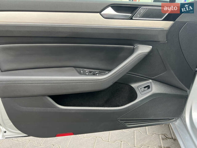 Сірий Фольксваген Пассат, об'ємом двигуна 1.97 л та пробігом 299 тис. км за 18450 $, фото 23 на Automoto.ua