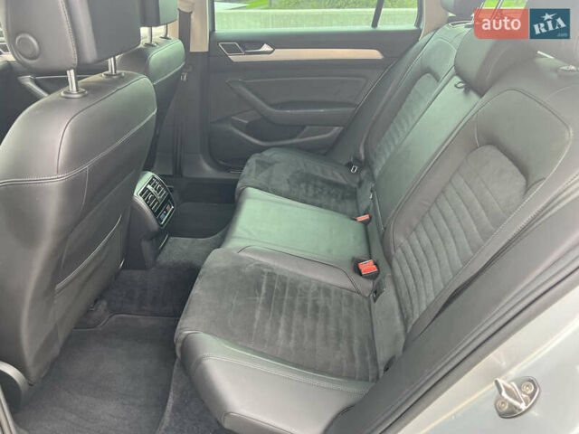Сірий Фольксваген Пассат, об'ємом двигуна 1.97 л та пробігом 299 тис. км за 18450 $, фото 20 на Automoto.ua