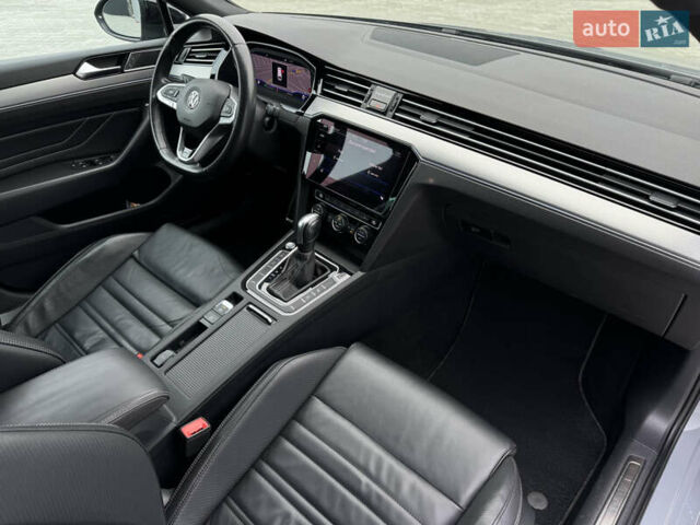 Сірий Фольксваген Пассат, об'ємом двигуна 2 л та пробігом 248 тис. км за 25800 $, фото 40 на Automoto.ua