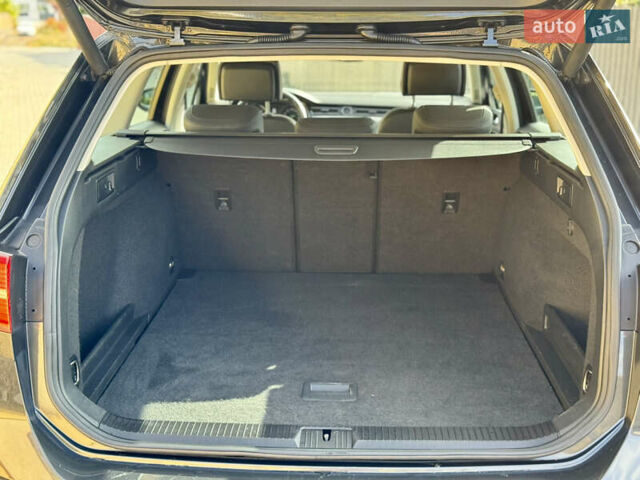 Фольксваген Пассат 2019 в Ужгороде на Automoto.ua Серый Фольксваген Пассат, объемом двигателя 1.97 л и пробегом 243 тыс. км за 18300 $, фото 37 на Automoto.ua