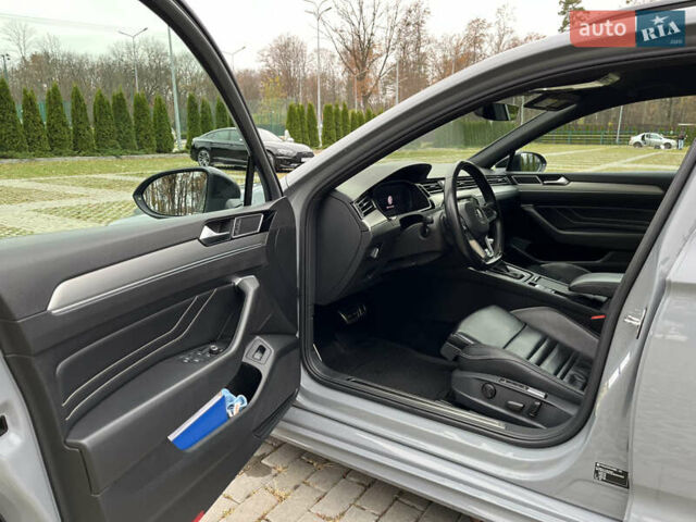 Серый Фольксваген Пассат, объемом двигателя 1.97 л и пробегом 193 тыс. км за 29900 $, фото 18 на Automoto.ua