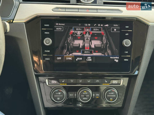 Фольксваген Пассат 2019 в Ужгороде на Automoto.ua Серый Фольксваген Пассат, объемом двигателя 1.97 л и пробегом 243 тыс. км за 18300 $, фото 28 на Automoto.ua