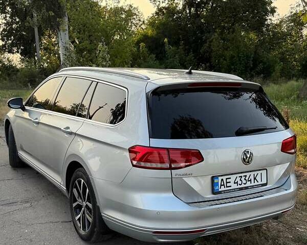 Серый Фольксваген Пассат, объемом двигателя 1.97 л и пробегом 148 тыс. км за 23200 $, фото 72 на Automoto.ua