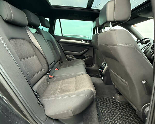 Сірий Фольксваген Пассат, об'ємом двигуна 1.97 л та пробігом 278 тис. км за 17900 $, фото 28 на Automoto.ua