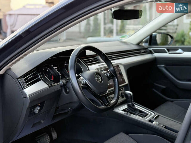 Серый Фольксваген Пассат, объемом двигателя 2 л и пробегом 247 тыс. км за 17400 $, фото 35 на Automoto.ua