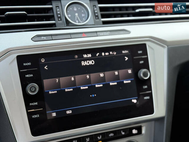 Серый Фольксваген Пассат, объемом двигателя 2 л и пробегом 247 тыс. км за 17400 $, фото 53 на Automoto.ua