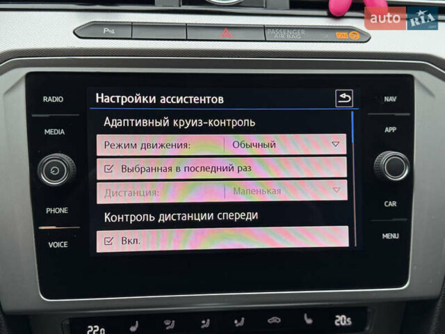 Сірий Фольксваген Пассат, об'ємом двигуна 2 л та пробігом 281 тис. км за 17500 $, фото 25 на Automoto.ua