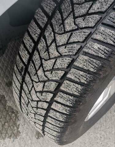 Серый Фольксваген Пассат, объемом двигателя 2 л и пробегом 245 тыс. км за 16700 $, фото 9 на Automoto.ua