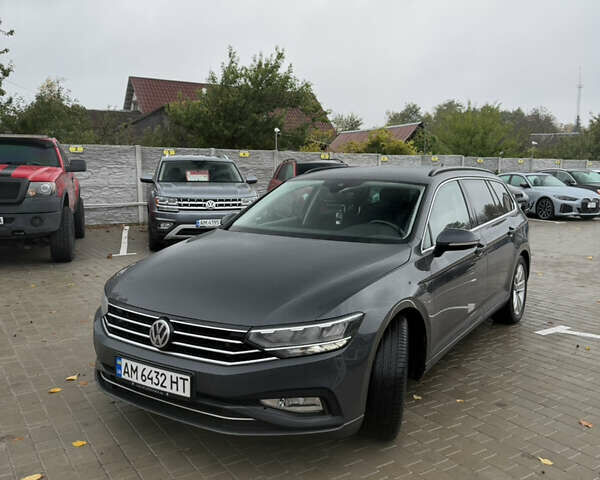 Серый Фольксваген Пассат, объемом двигателя 1.97 л и пробегом 210 тыс. км за 19800 $, фото 6 на Automoto.ua