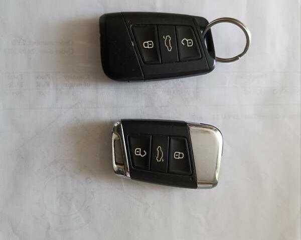 Сірий Фольксваген Пассат, об'ємом двигуна 1.97 л та пробігом 472 тис. км за 15600 $, фото 51 на Automoto.ua