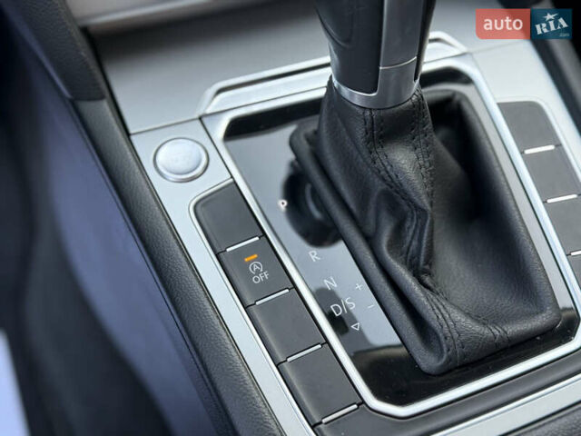 Серый Фольксваген Пассат, объемом двигателя 2 л и пробегом 247 тыс. км за 17400 $, фото 43 на Automoto.ua