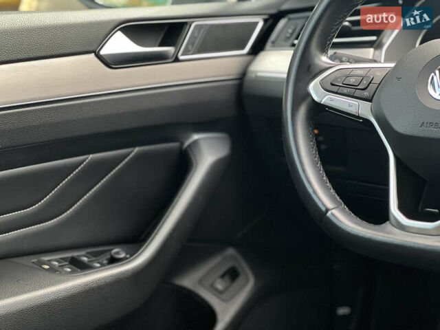 Сірий Фольксваген Пассат, об'ємом двигуна 2 л та пробігом 293 тис. км за 18200 $, фото 35 на Automoto.ua
