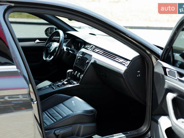 Серый Фольксваген Пассат, объемом двигателя 1.97 л и пробегом 212 тыс. км за 25200 $, фото 17 на Automoto.ua