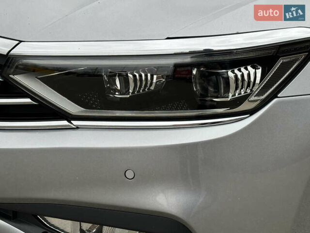 Серый Фольксваген Пассат, объемом двигателя 1.97 л и пробегом 227 тыс. км за 20499 $, фото 13 на Automoto.ua