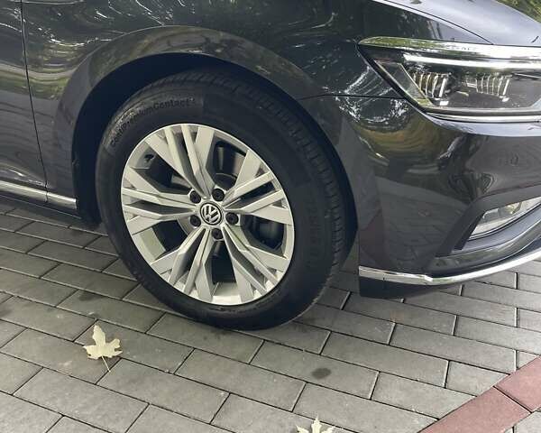 Серый Фольксваген Пассат, объемом двигателя 1.97 л и пробегом 188 тыс. км за 22500 $, фото 15 на Automoto.ua