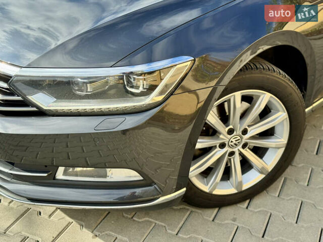 Фольксваген Пассат 2019 в Ужгороде на Automoto.ua Серый Фольксваген Пассат, объемом двигателя 1.97 л и пробегом 243 тыс. км за 18300 $, фото 13 на Automoto.ua