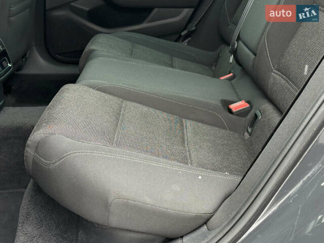 Сірий Фольксваген Пассат, об'ємом двигуна 1.97 л та пробігом 231 тис. км за 16950 $, фото 43 на Automoto.ua