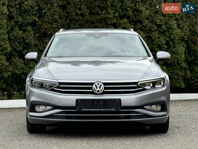 Серый Фольксваген Пассат, объемом двигателя 1.97 л и пробегом 227 тыс. км за 20499 $, фото 9 на Automoto.ua