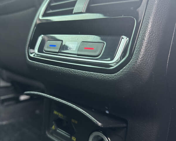 Серый Фольксваген Пассат, объемом двигателя 1.97 л и пробегом 276 тыс. км за 18500 $, фото 20 на Automoto.ua