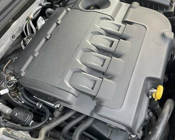 Серый Фольксваген Пассат, объемом двигателя 1.97 л и пробегом 188 тыс. км за 22500 $, фото 52 на Automoto.ua