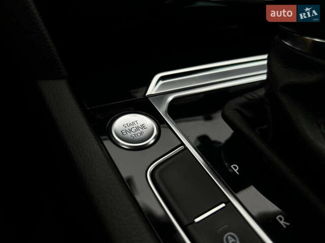 Сірий Фольксваген Пассат, об'ємом двигуна 1.97 л та пробігом 299 тис. км за 18450 $, фото 36 на Automoto.ua