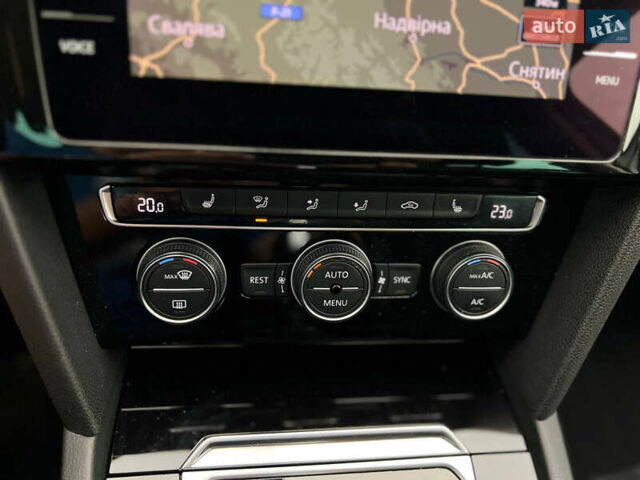 Сірий Фольксваген Пассат, об'ємом двигуна 1.97 л та пробігом 299 тис. км за 18450 $, фото 39 на Automoto.ua