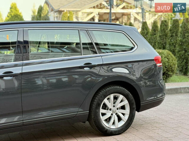 Серый Фольксваген Пассат, объемом двигателя 2 л и пробегом 247 тыс. км за 17400 $, фото 23 на Automoto.ua