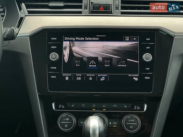 Сірий Фольксваген Пассат, об'ємом двигуна 2 л та пробігом 293 тис. км за 18200 $, фото 48 на Automoto.ua