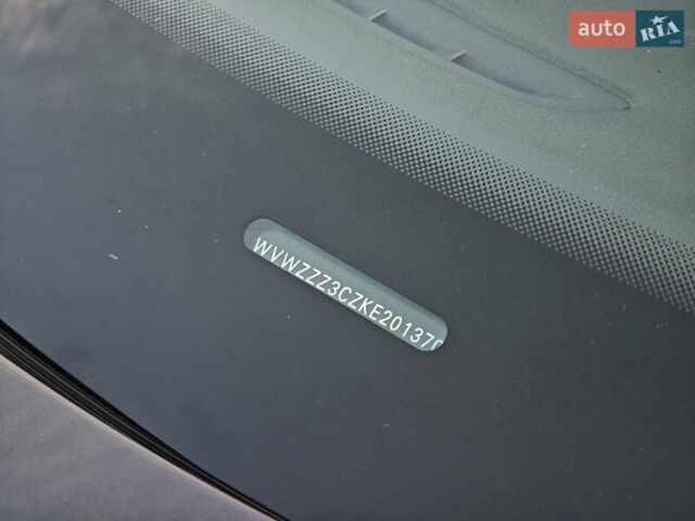 Сірий Фольксваген Пассат, об'ємом двигуна 2 л та пробігом 196 тис. км за 20999 $, фото 12 на Automoto.ua