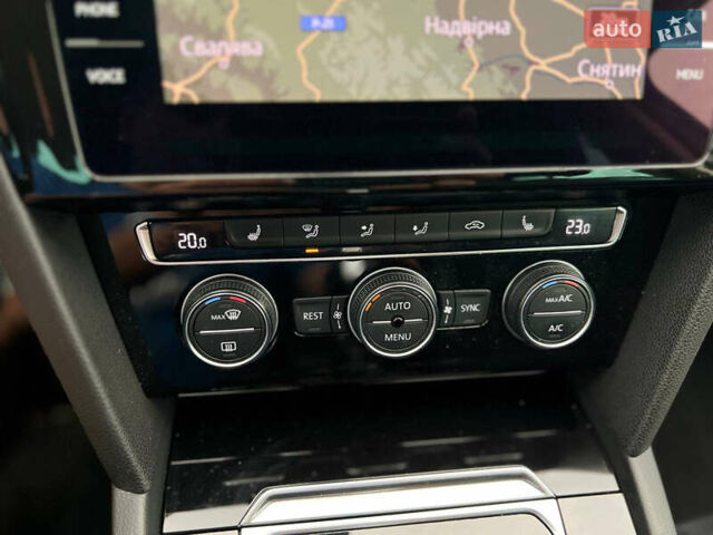 Сірий Фольксваген Пассат, об'ємом двигуна 1.97 л та пробігом 299 тис. км за 18450 $, фото 38 на Automoto.ua