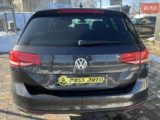 Серый Фольксваген Пассат, объемом двигателя 1.97 л и пробегом 276 тыс. км за 18200 $, фото 4 на Automoto.ua