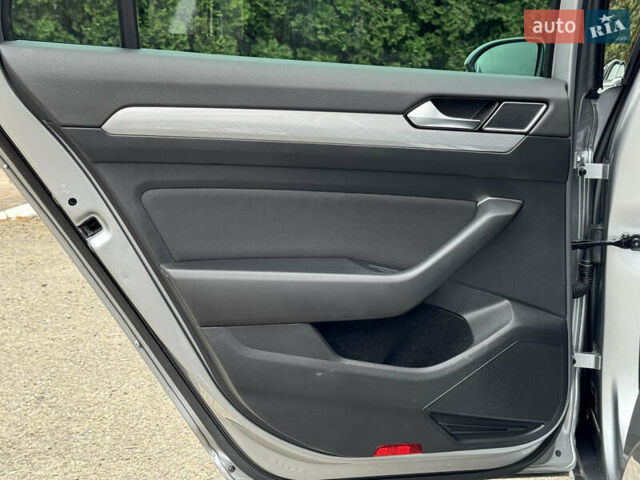 Серый Фольксваген Пассат, объемом двигателя 1.97 л и пробегом 227 тыс. км за 20499 $, фото 57 на Automoto.ua