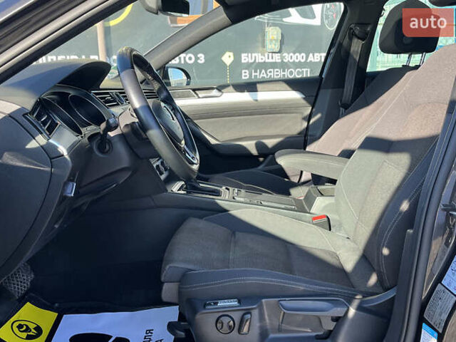 Серый Фольксваген Пассат, объемом двигателя 1.97 л и пробегом 276 тыс. км за 18200 $, фото 13 на Automoto.ua