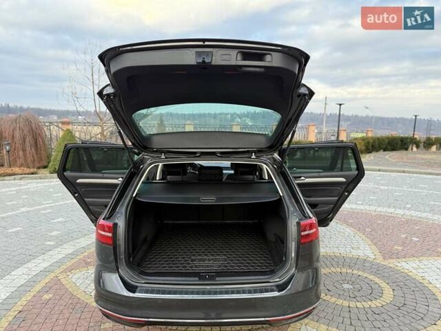 Сірий Фольксваген Пассат, об'ємом двигуна 1.6 л та пробігом 283 тис. км за 17750 $, фото 98 на Automoto.ua