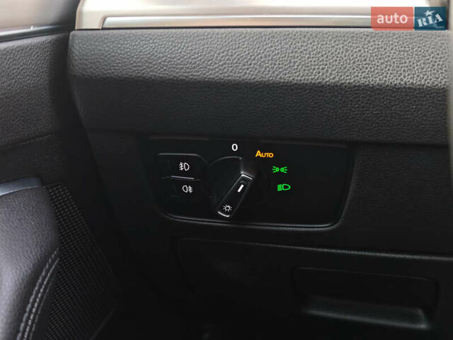 Сірий Фольксваген Пассат, об'ємом двигуна 2 л та пробігом 196 тис. км за 20999 $, фото 25 на Automoto.ua