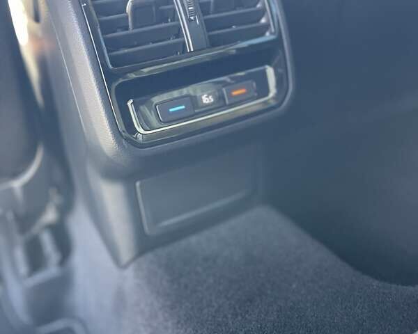 Серый Фольксваген Пассат, объемом двигателя 1.97 л и пробегом 188 тыс. км за 22500 $, фото 83 на Automoto.ua