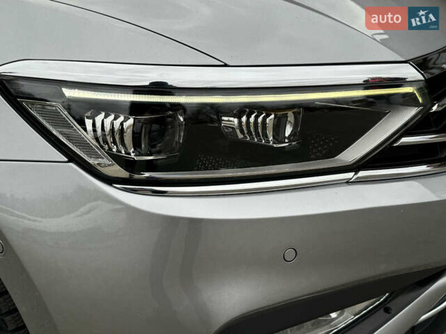 Серый Фольксваген Пассат, объемом двигателя 1.97 л и пробегом 227 тыс. км за 20499 $, фото 14 на Automoto.ua