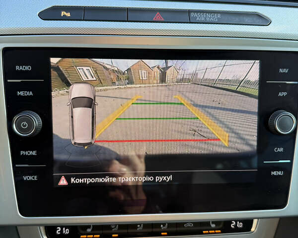 Сірий Фольксваген Пассат, об'ємом двигуна 2 л та пробігом 221 тис. км за 16500 $, фото 38 на Automoto.ua